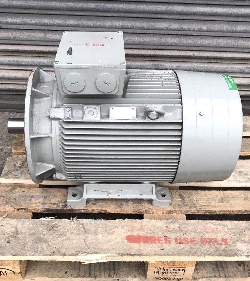 Siemens 37kW AC Electric Motor 2960RPM 2Pole 200 Frame (1LG6 2072AA60